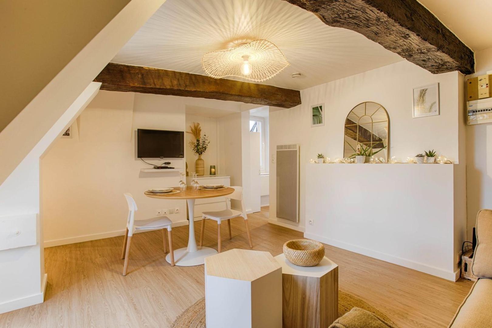 La Casa Amore — Joli Nid Douillet Place St-Sauveur Кан Екстер'єр фото